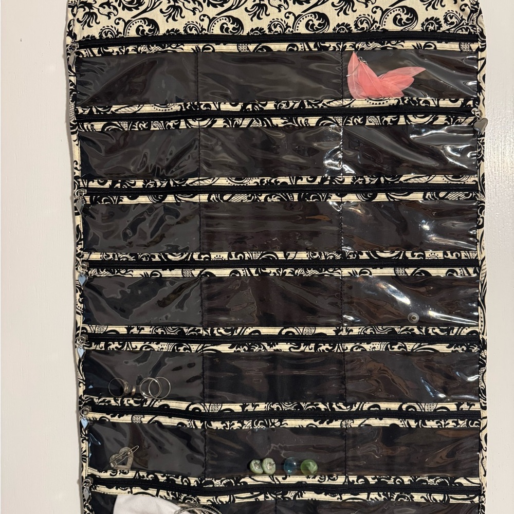 Black and Cream Hanging Jewelry Organizer
